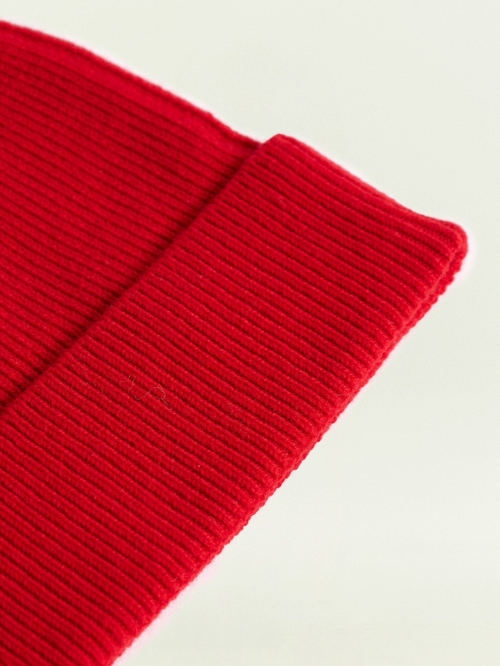 Шапка из шерсти и кашемира